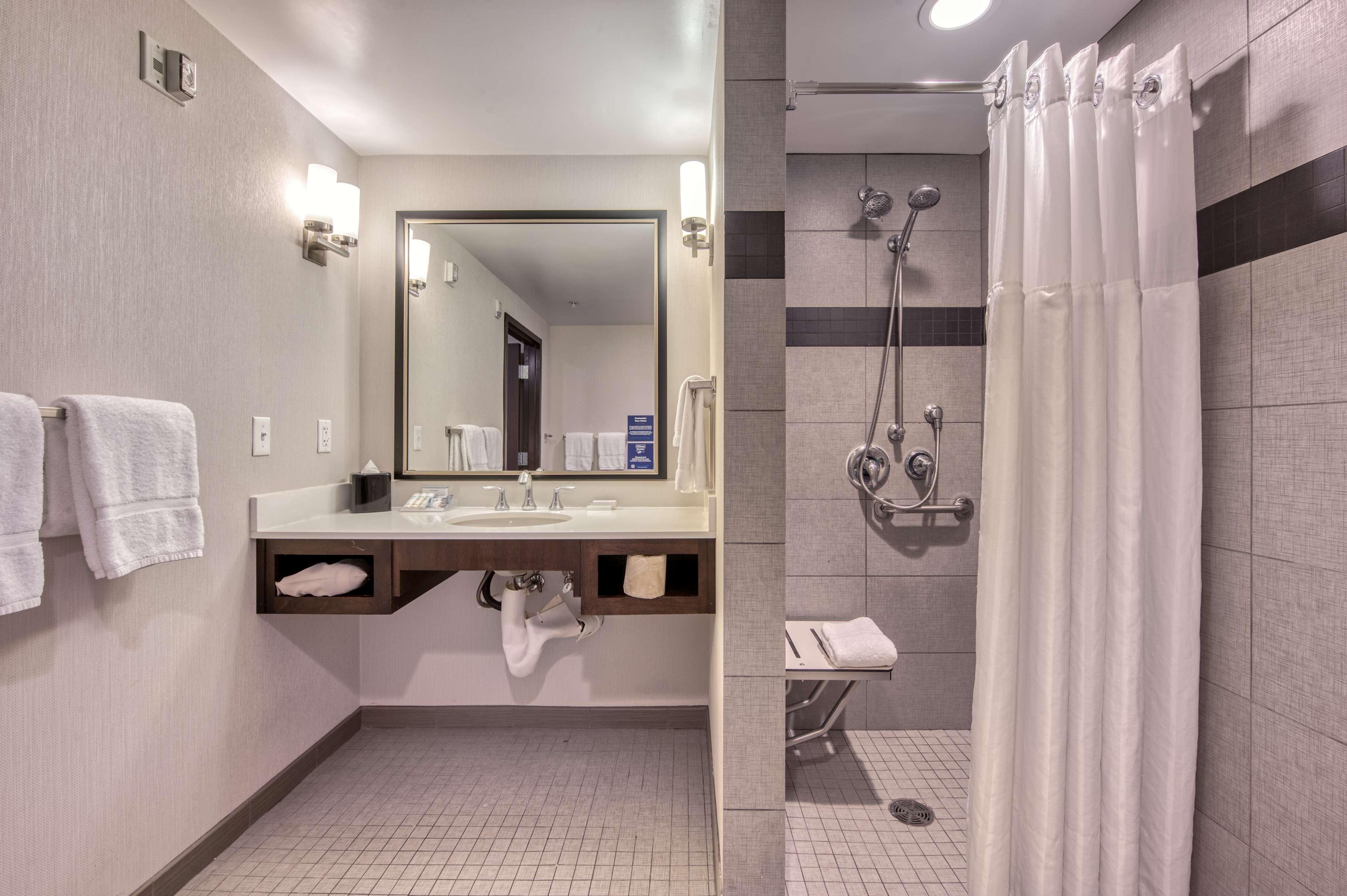 Hilton Garden Inn Irvine/Orange County Airport Bagian luar foto