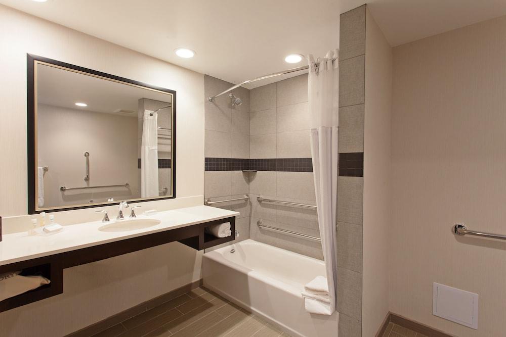 Hilton Garden Inn Irvine/Orange County Airport Bagian luar foto