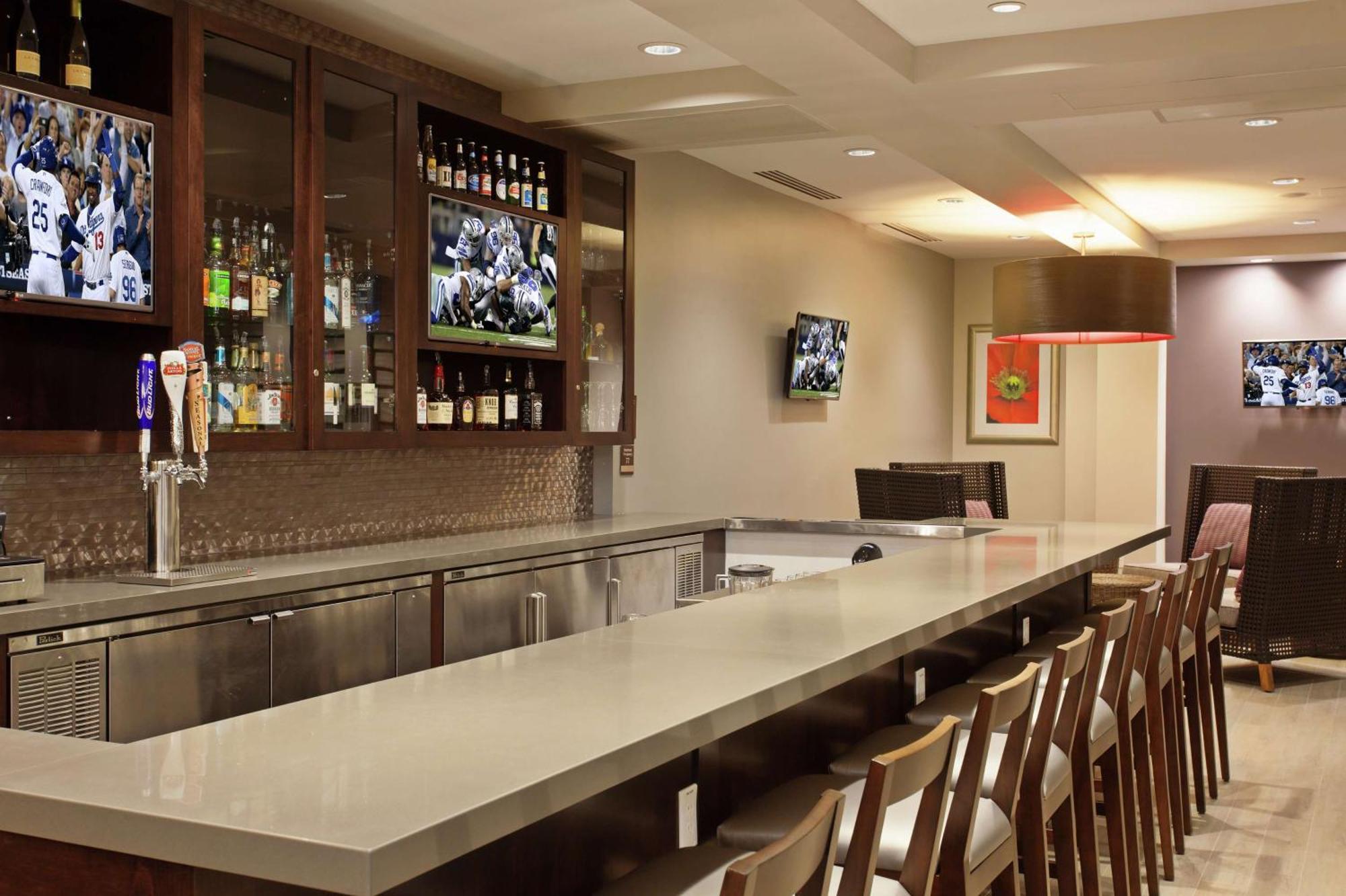Hilton Garden Inn Irvine/Orange County Airport Bagian luar foto