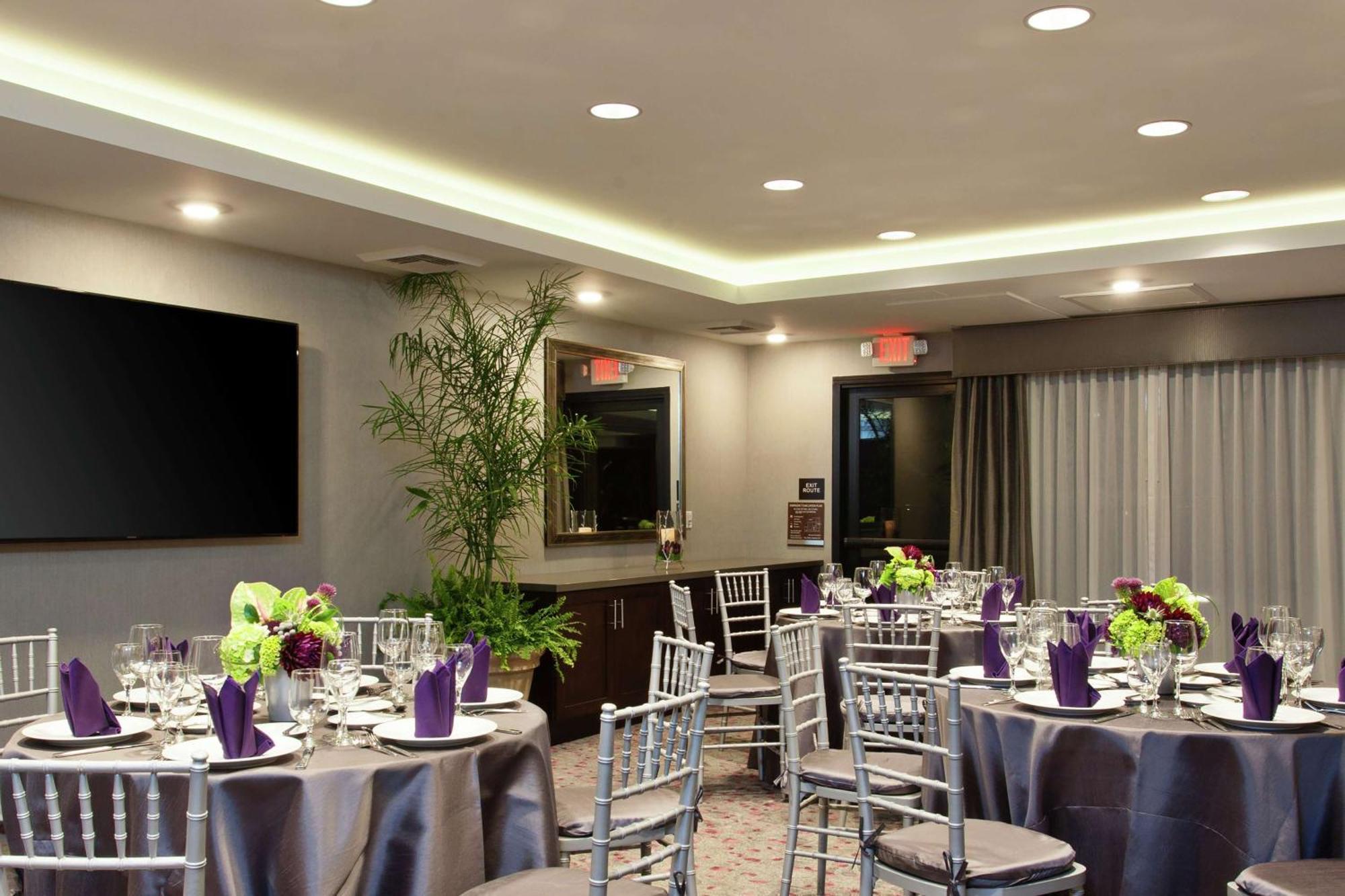Hilton Garden Inn Irvine/Orange County Airport Bagian luar foto