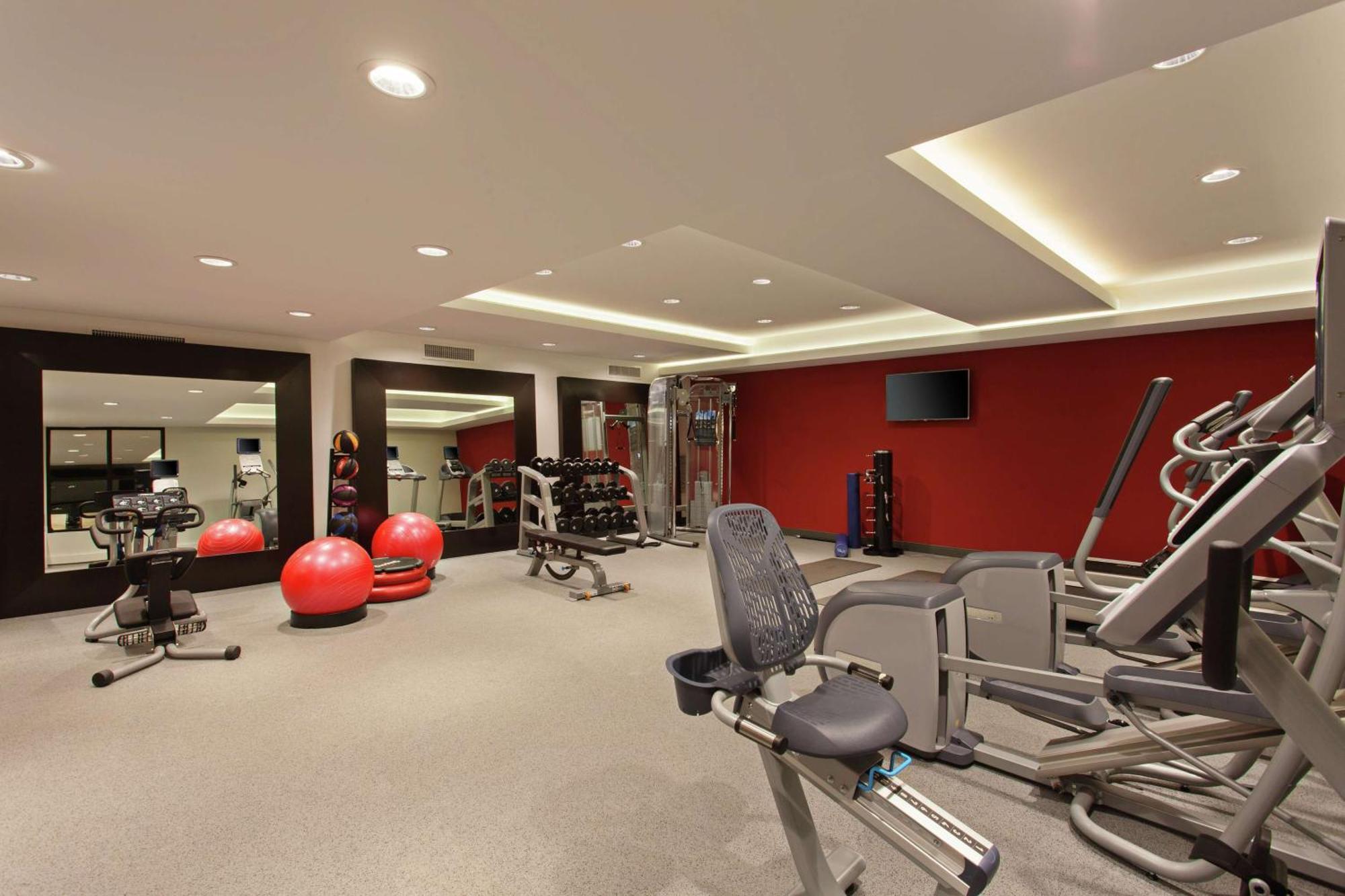 Hilton Garden Inn Irvine/Orange County Airport Bagian luar foto